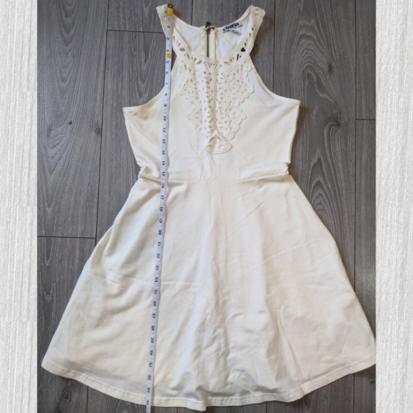 Express Crochet Top White Ivory Skater Dress - Picture 4 of 4